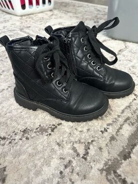 Kids Black Quilted Lace-Up Ankle Boots